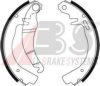 OPEL 1605462 Brake Shoe Set